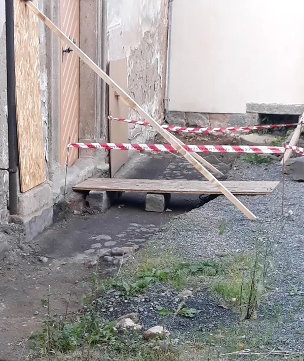 V současné době probíhá odvodnění kostela 2019
